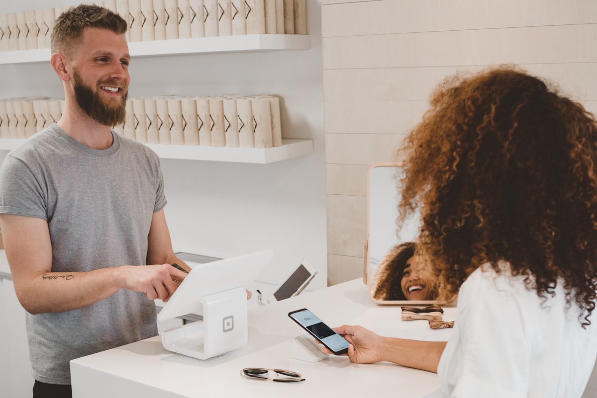 Scanning a QR code to pay — this is how Beijing works now